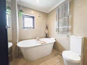 Photo 22- click for photo gallery